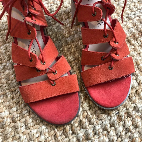 Sole Society Leigh Red Suede Lace Up Cutout Open Toe Sandals Heels Paprika 5.5 - Picture 3 of 6